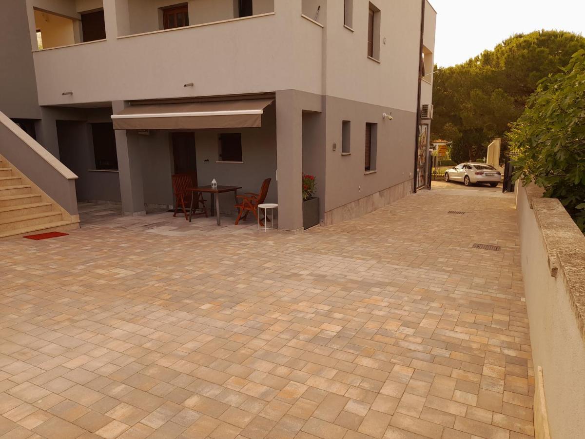 Apartments Ester Victoria Medulin Exterior foto